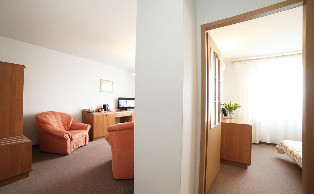 Hotel I Restauracja Abis Bystrzyca Kłodzka Exteriör bild